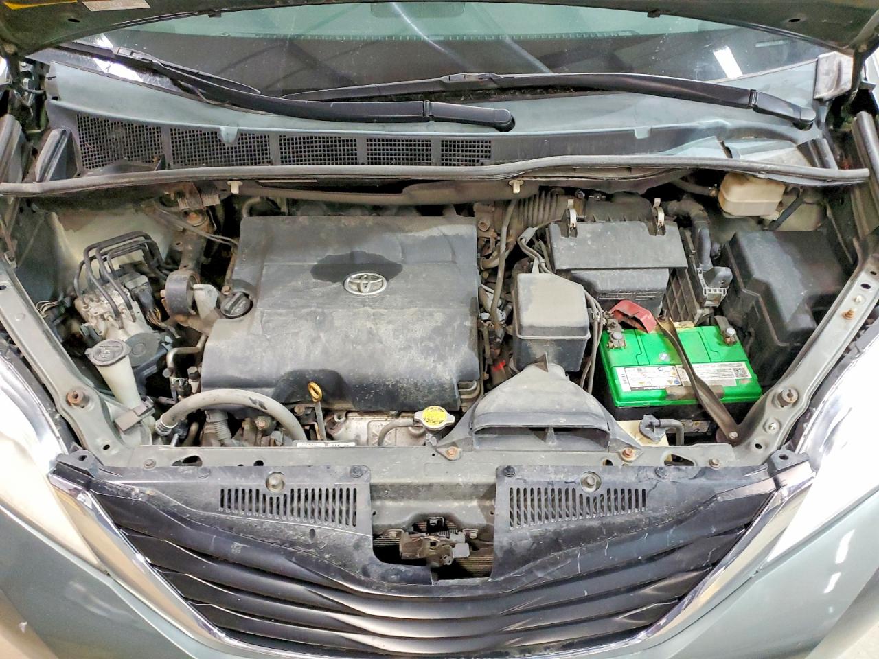 Toyota Sienna Le