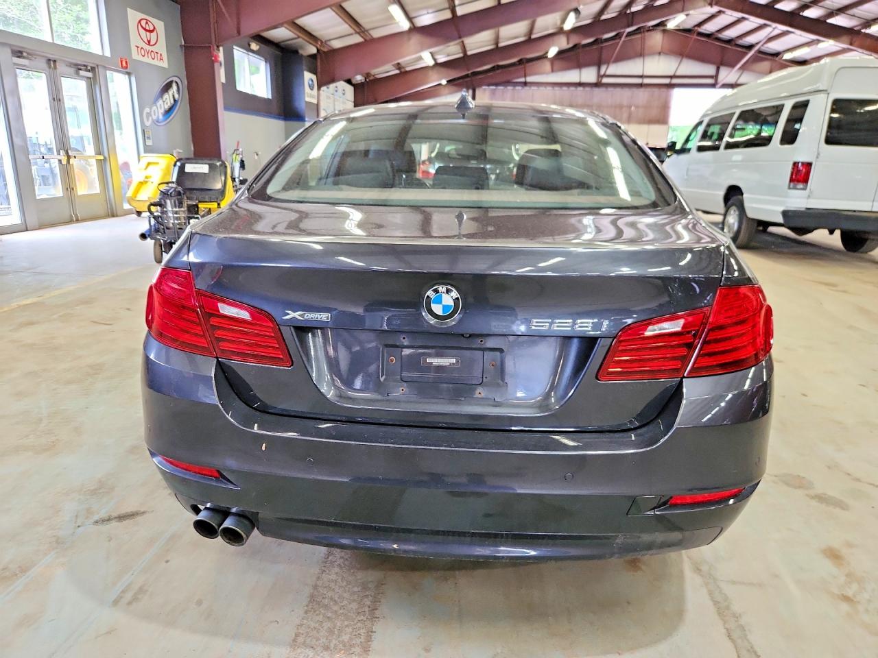 BMW 5 Series Xi