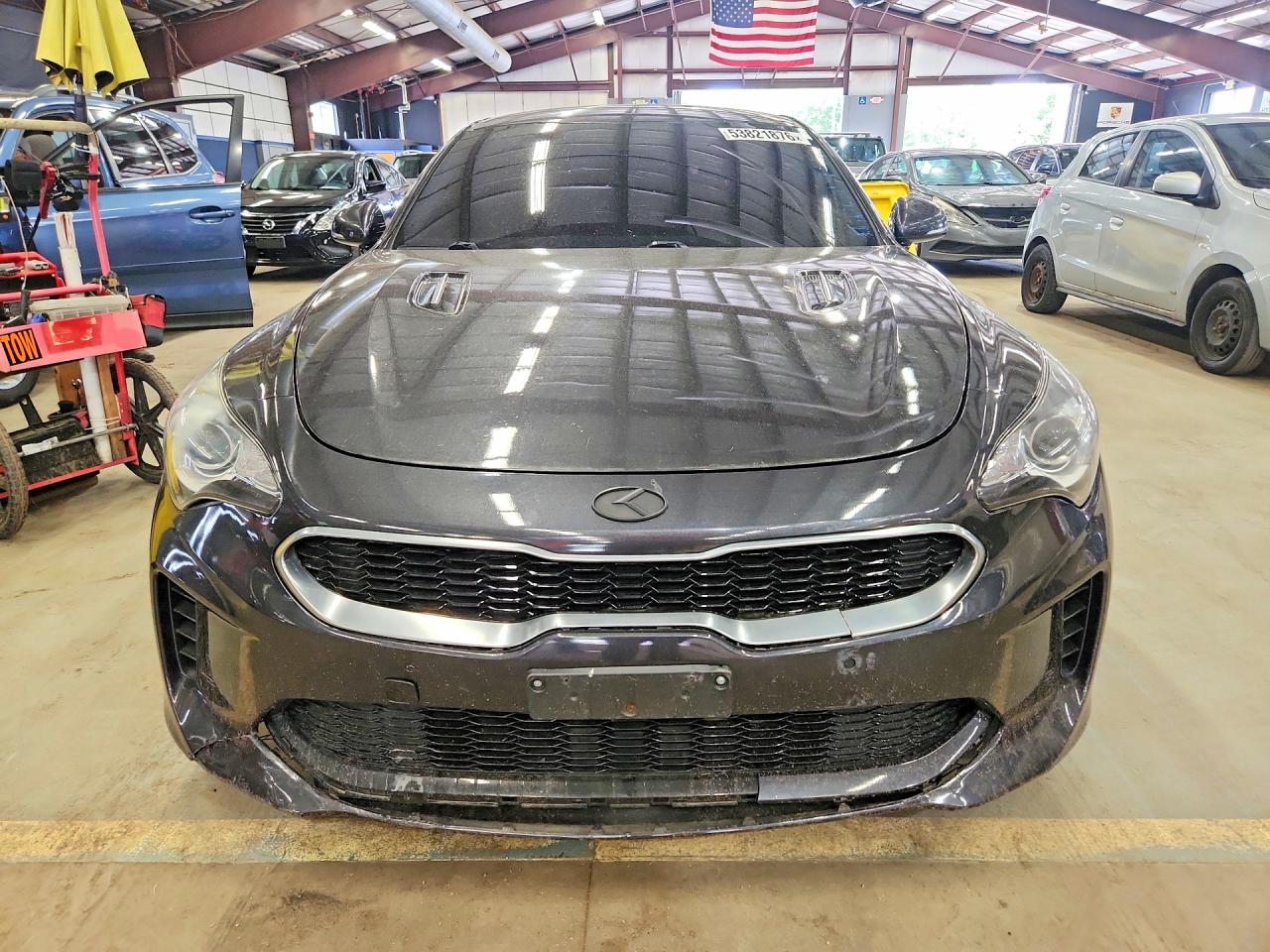 Kia Stinger Base