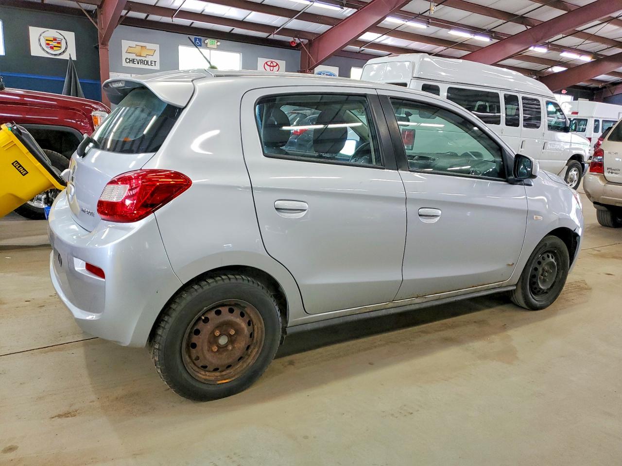 Mitsubishi Mirage Es