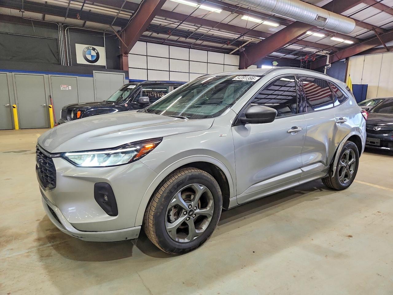 Salvage Ford Escape Image