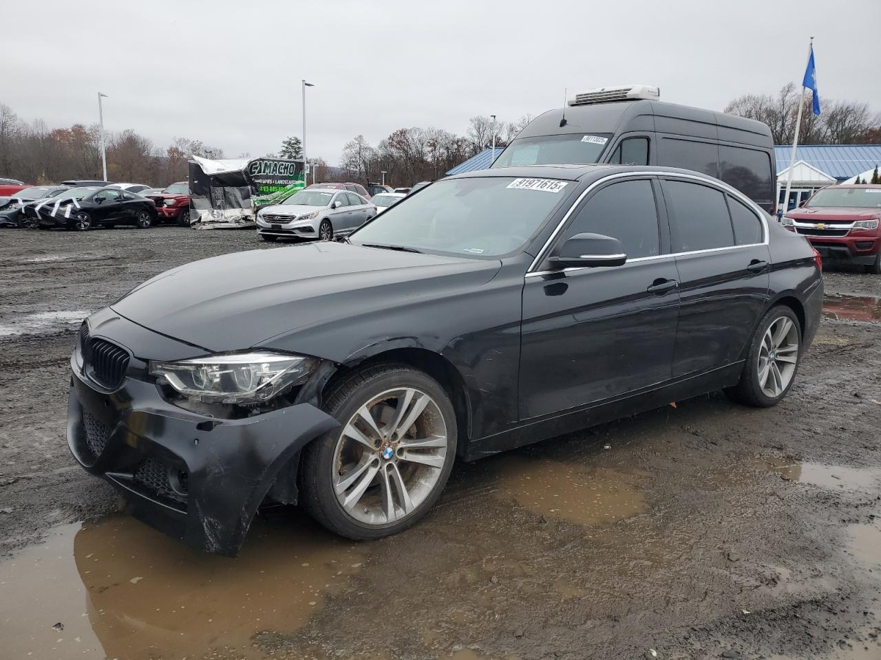Salvage BMW 3 Series Image
