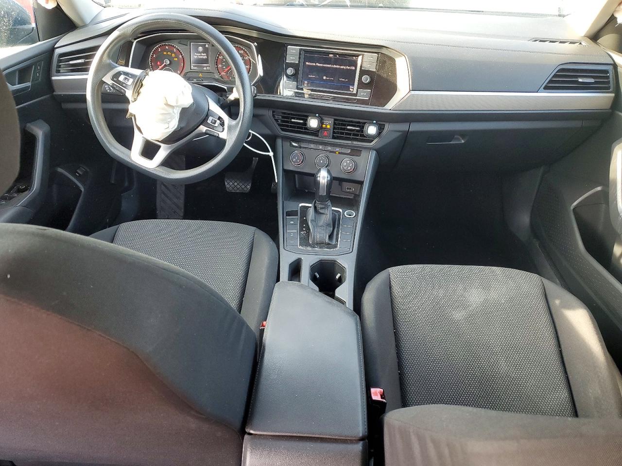 Volkswagen Jetta S