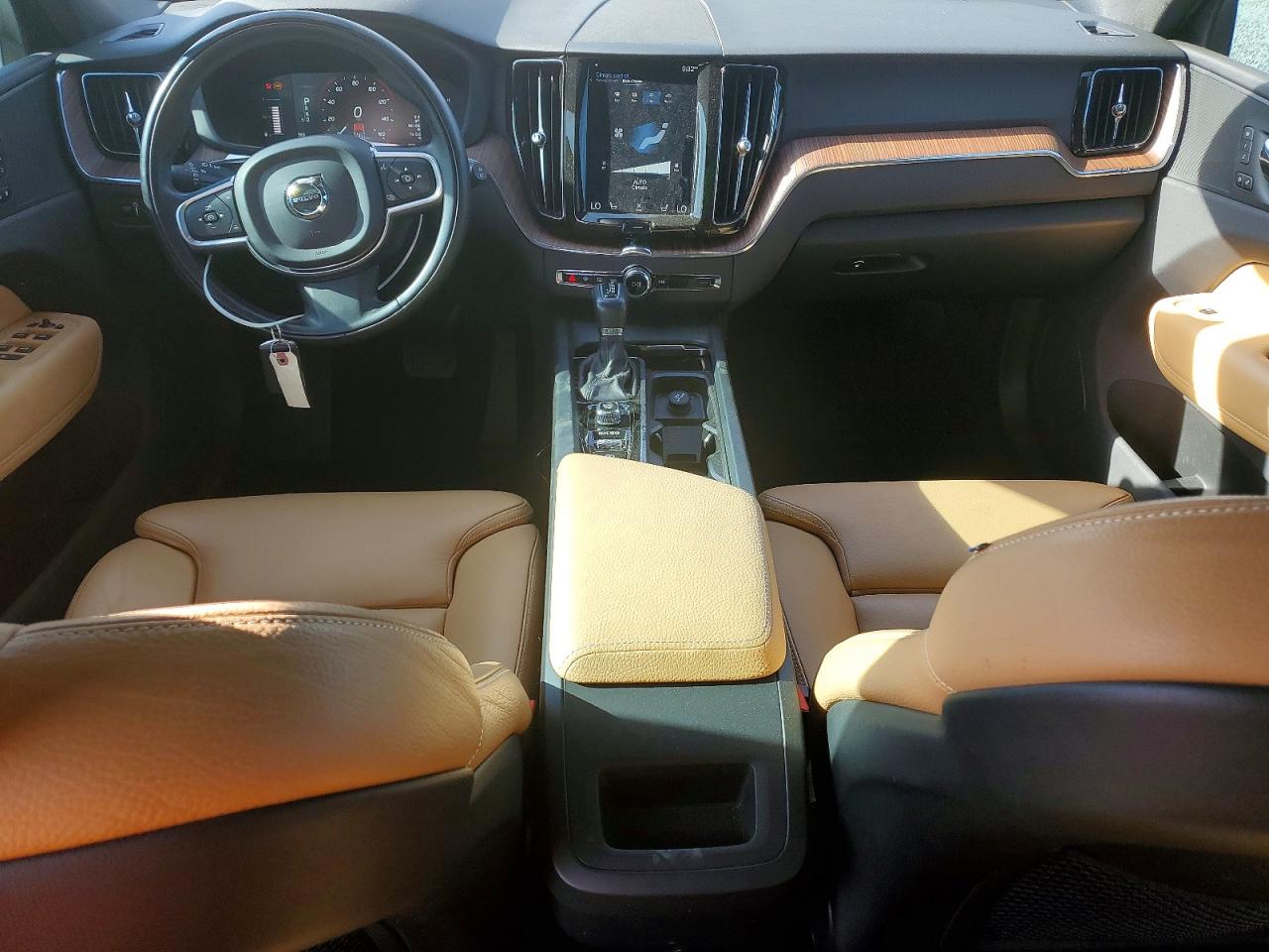 Volvo XC60 T5 Momentum