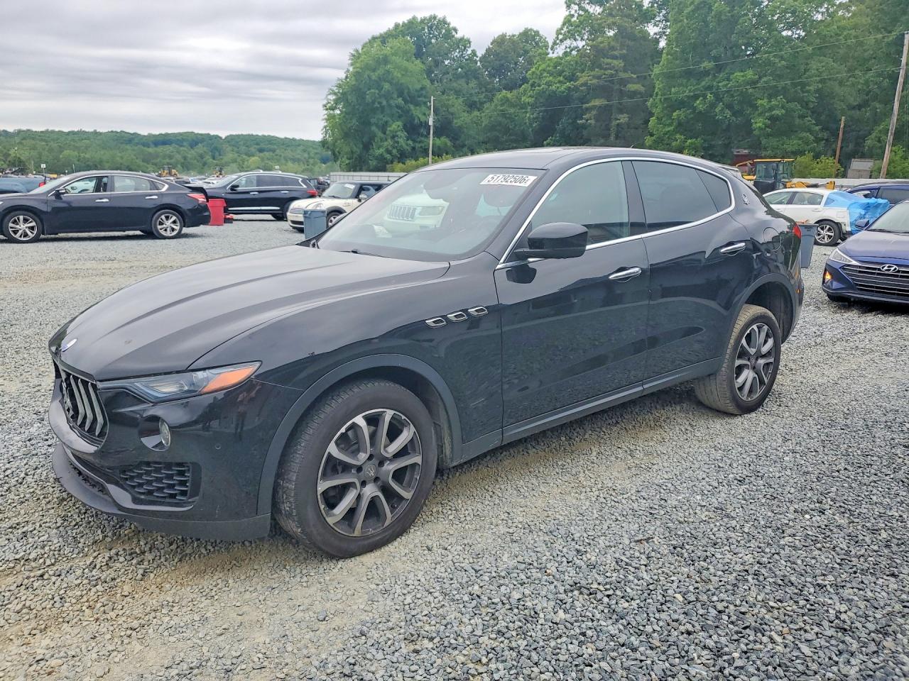 Salvage Maserati Levante Image