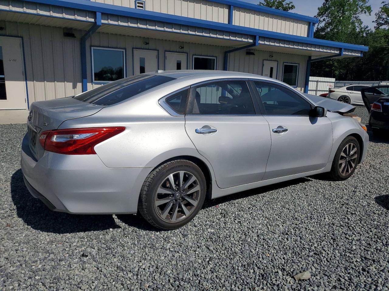Nissan Altima 2.5 Sv