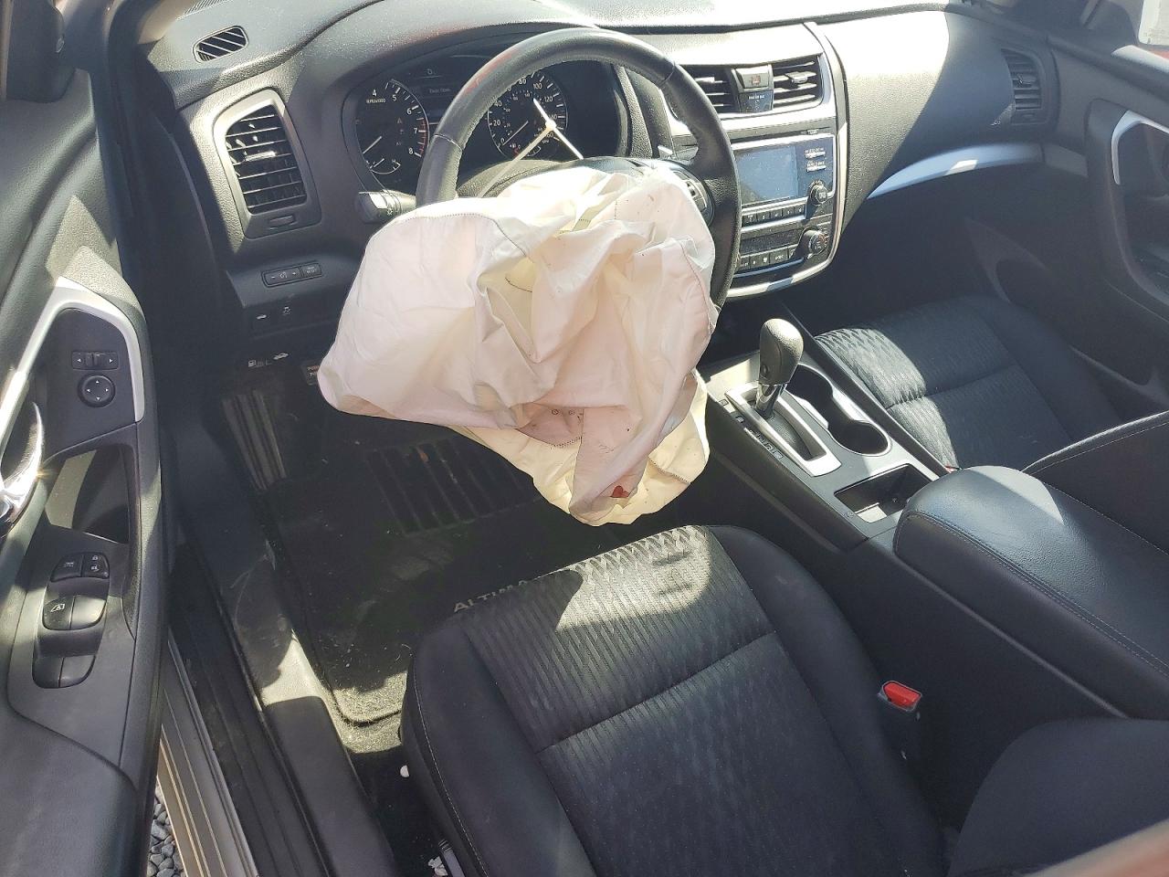 Nissan Altima 2.5 Sv