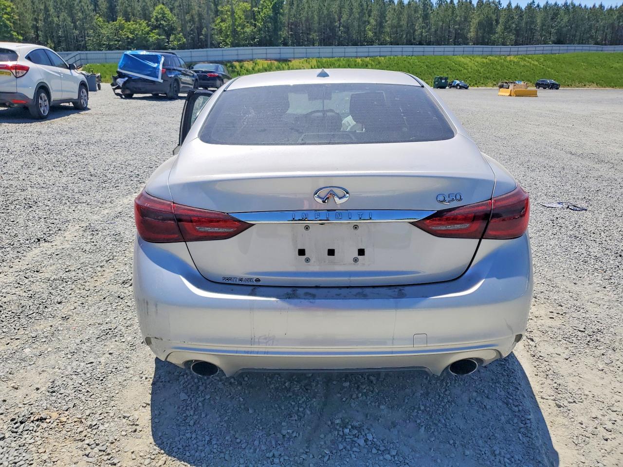 INFINITI Q50 3.0t Luxe