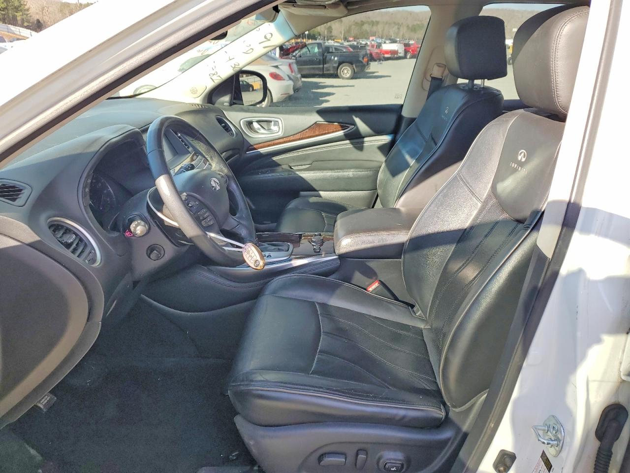 INFINITI Qx