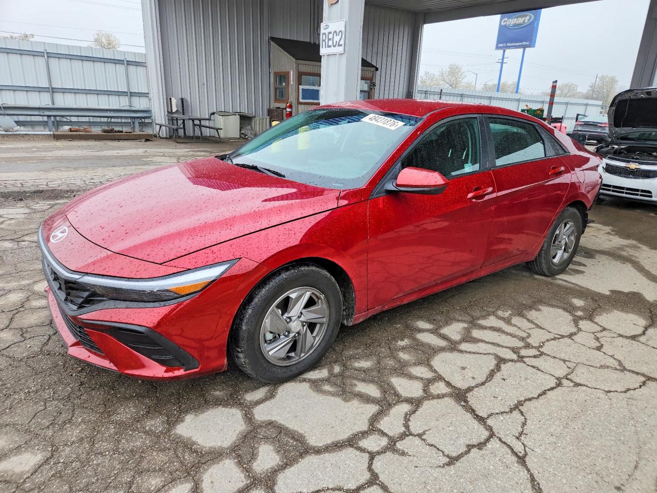 Salvage Hyundai ELANTRA Image