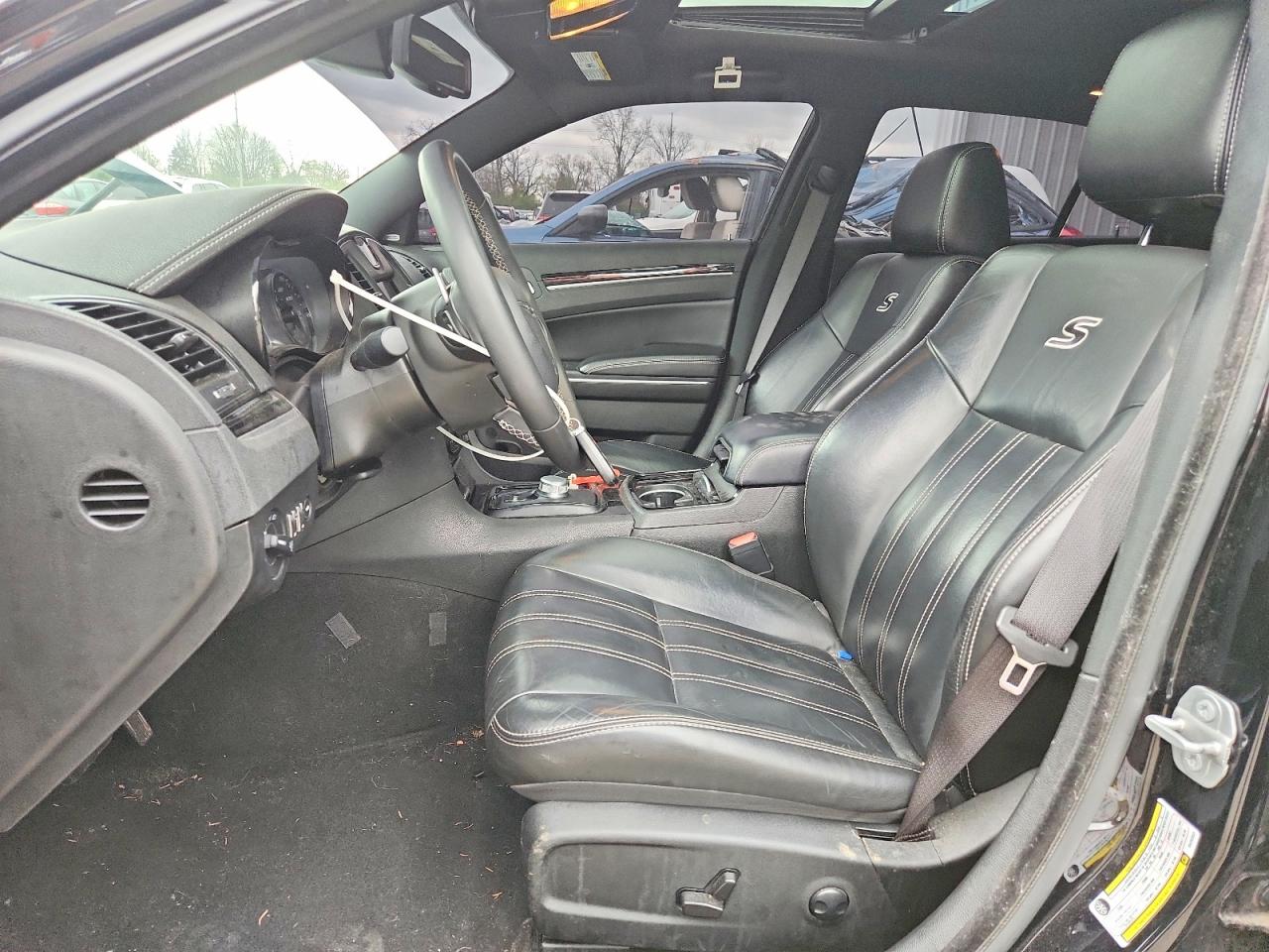 Chrysler 300 S