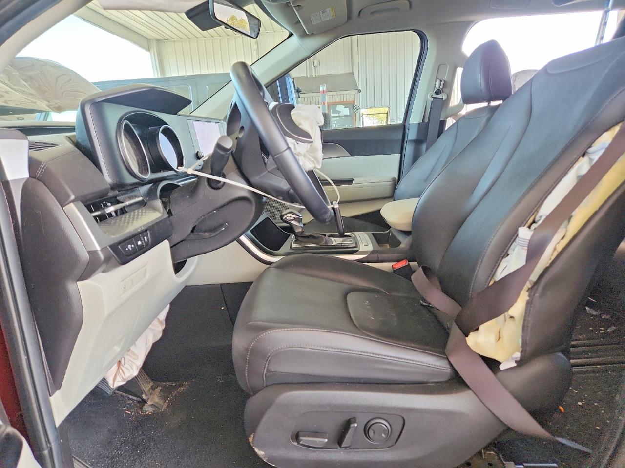 Kia Carnival Lx
