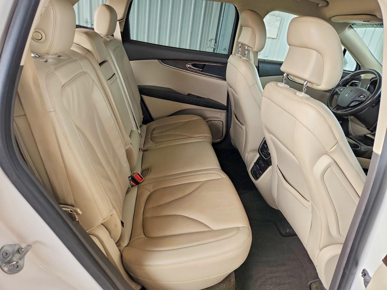 Lincoln MKX Select