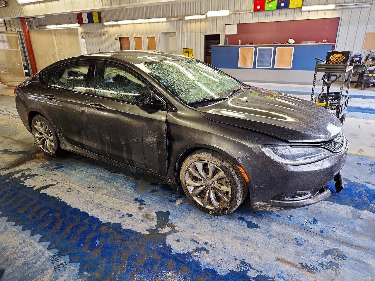 Chrysler 200 S