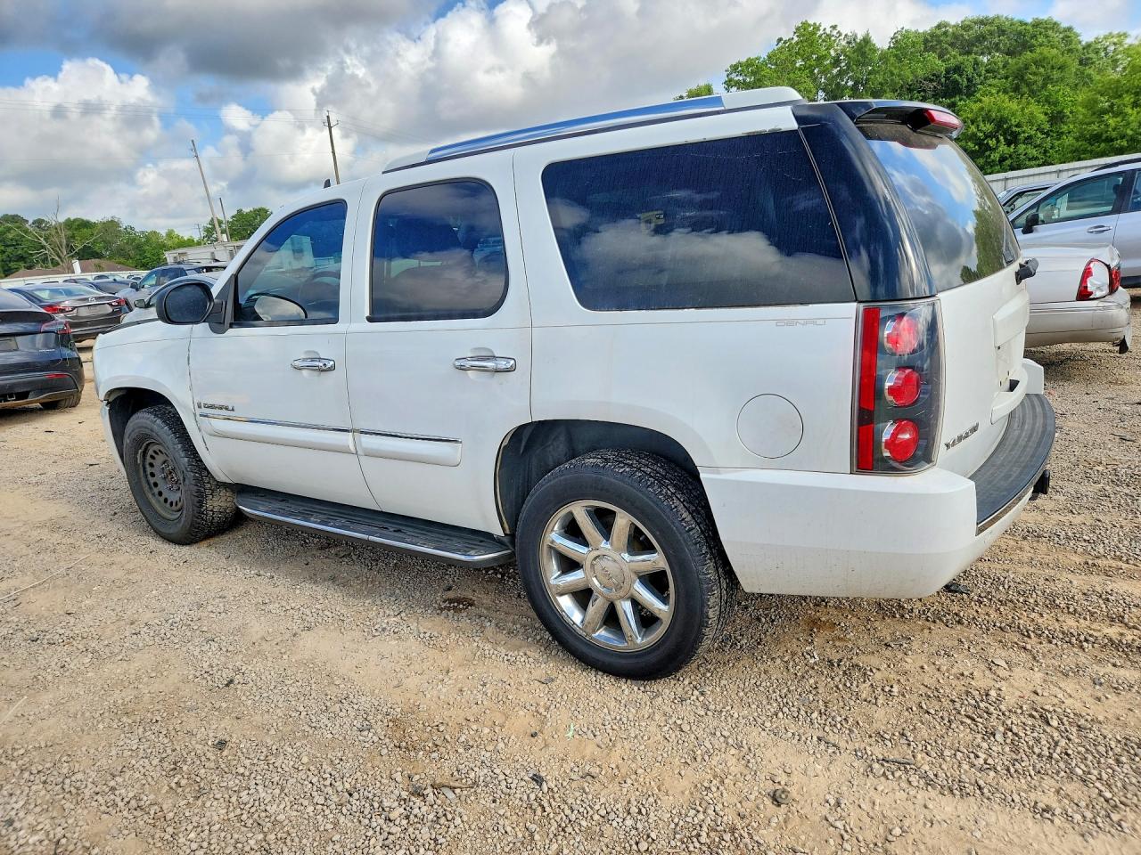 GMC Yukon Denali