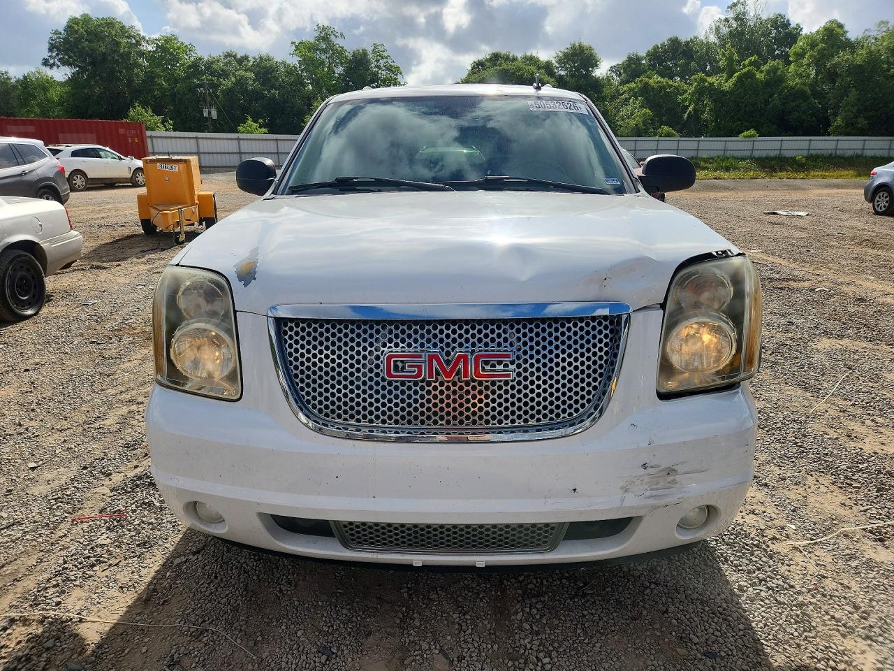 GMC Yukon Denali