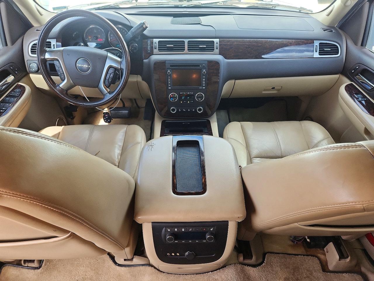 GMC Yukon Denali