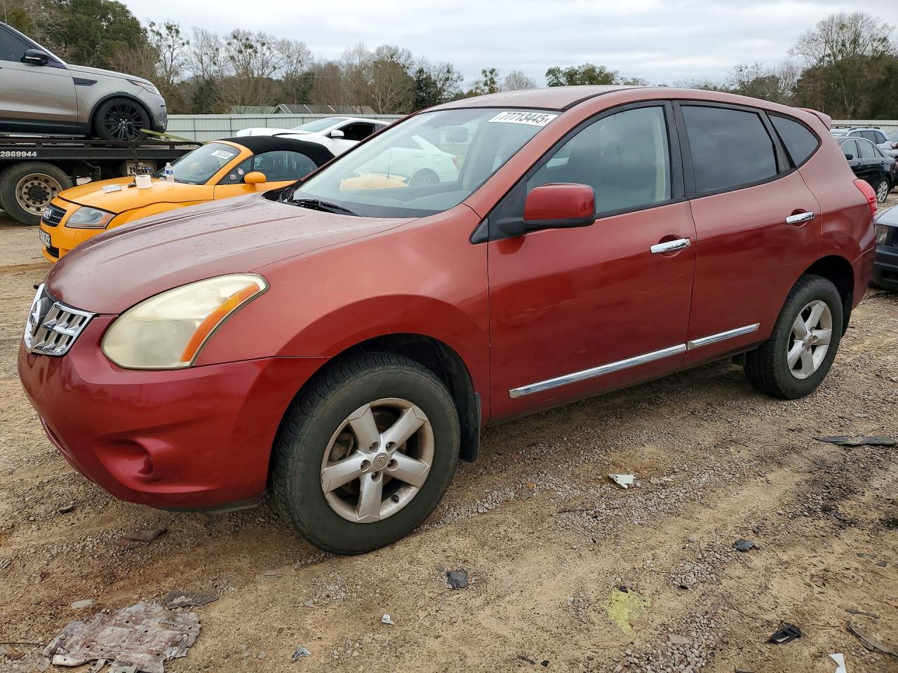 Salvage Nissan Rogue Image