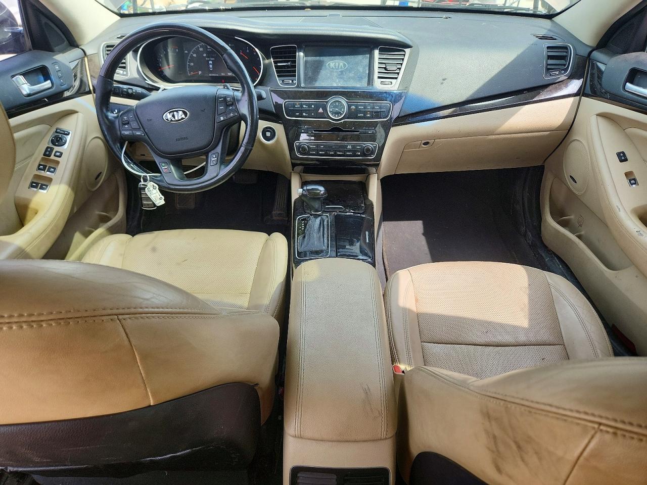 Kia Cadenza Premium