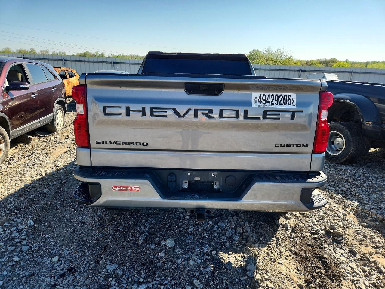 Chevrolet Silverado K1500 Custom