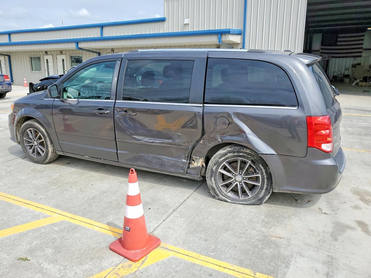 Dodge Caravan Sxt
