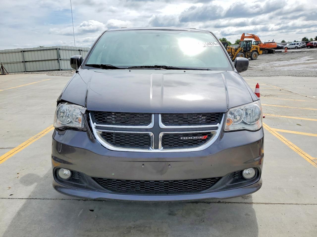 Dodge Caravan Sxt