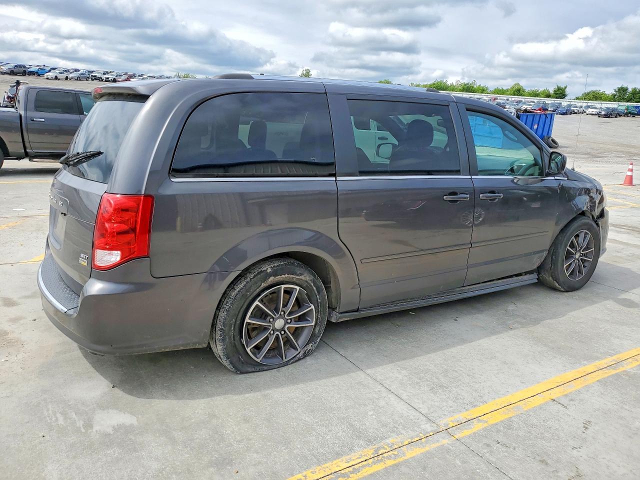 Dodge Caravan Sxt