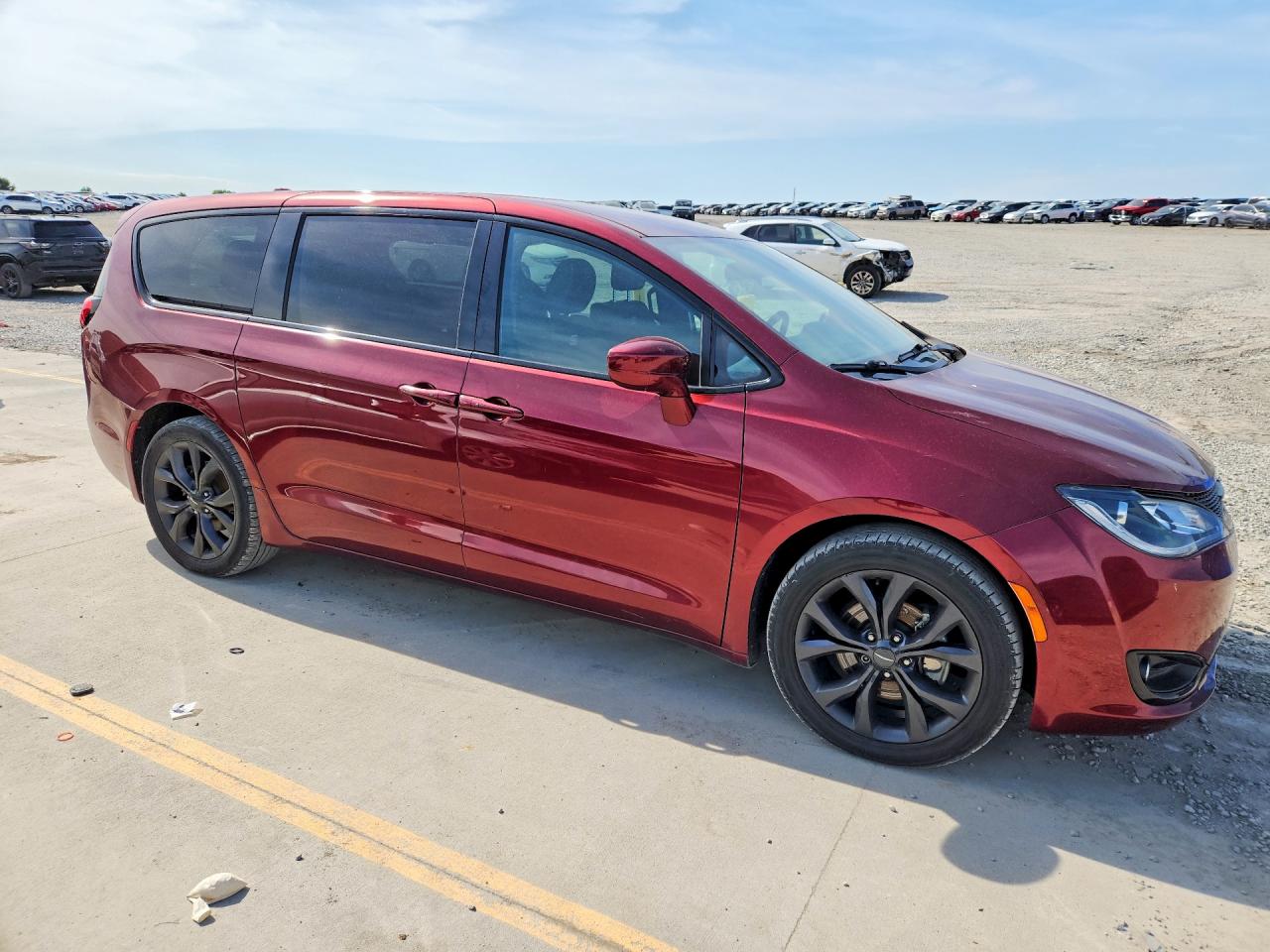 Chrysler Pacifica Touring