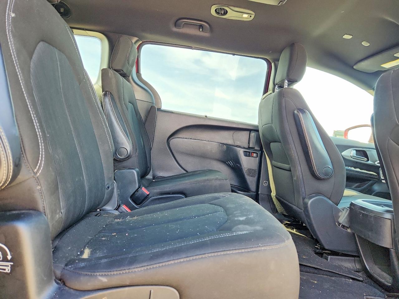 Chrysler Pacifica Touring