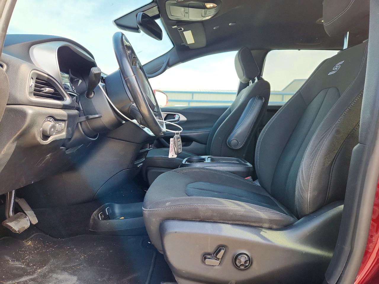 Chrysler Pacifica Touring