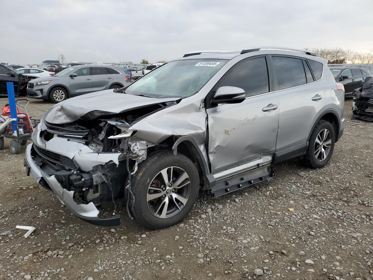 Salvage Toyota RAV4 Image
