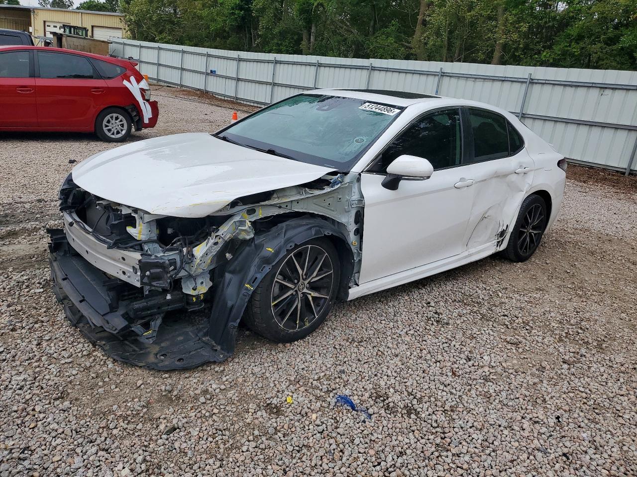 Salvage Toyota Camry Image