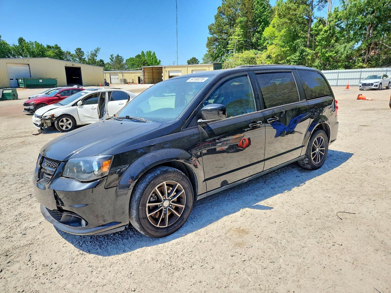 Salvage Dodge Caravan Image