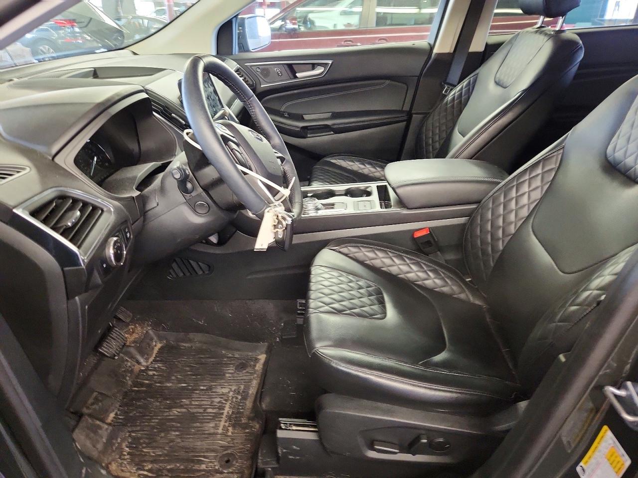 Ford Edge Titanium