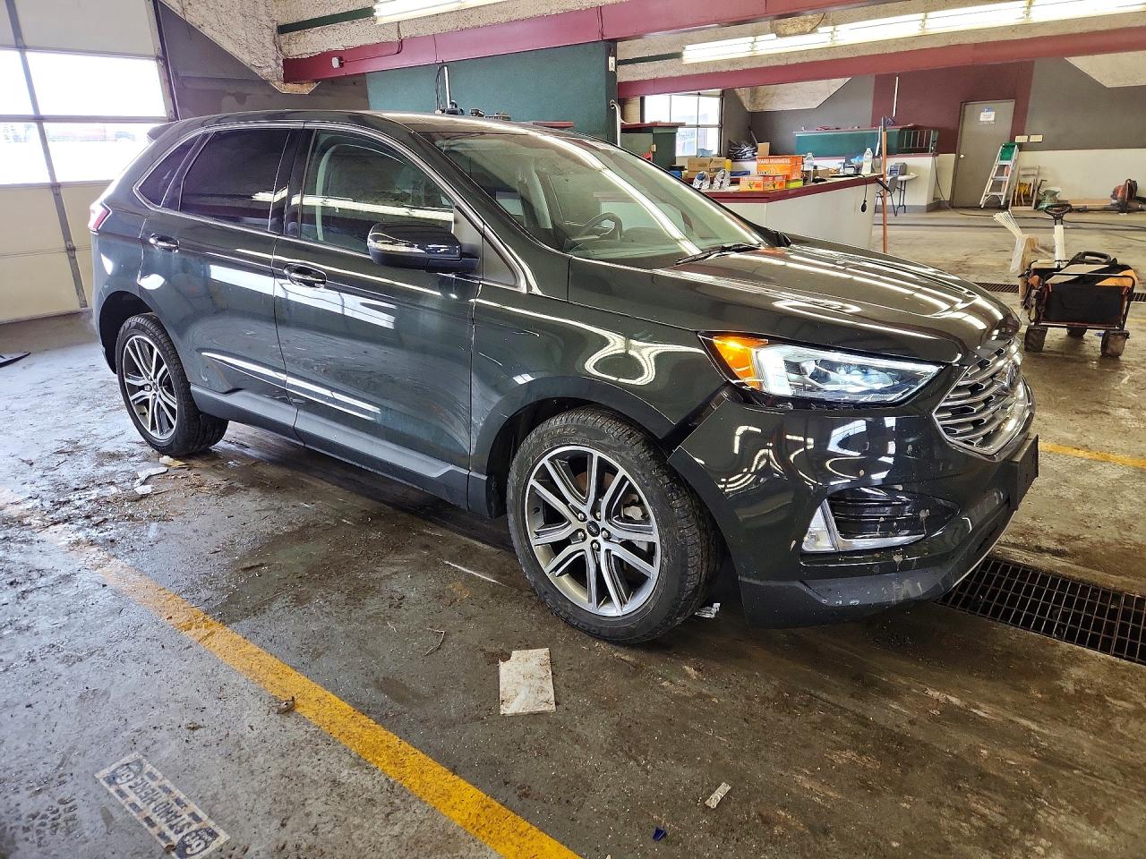 Ford Edge Titanium