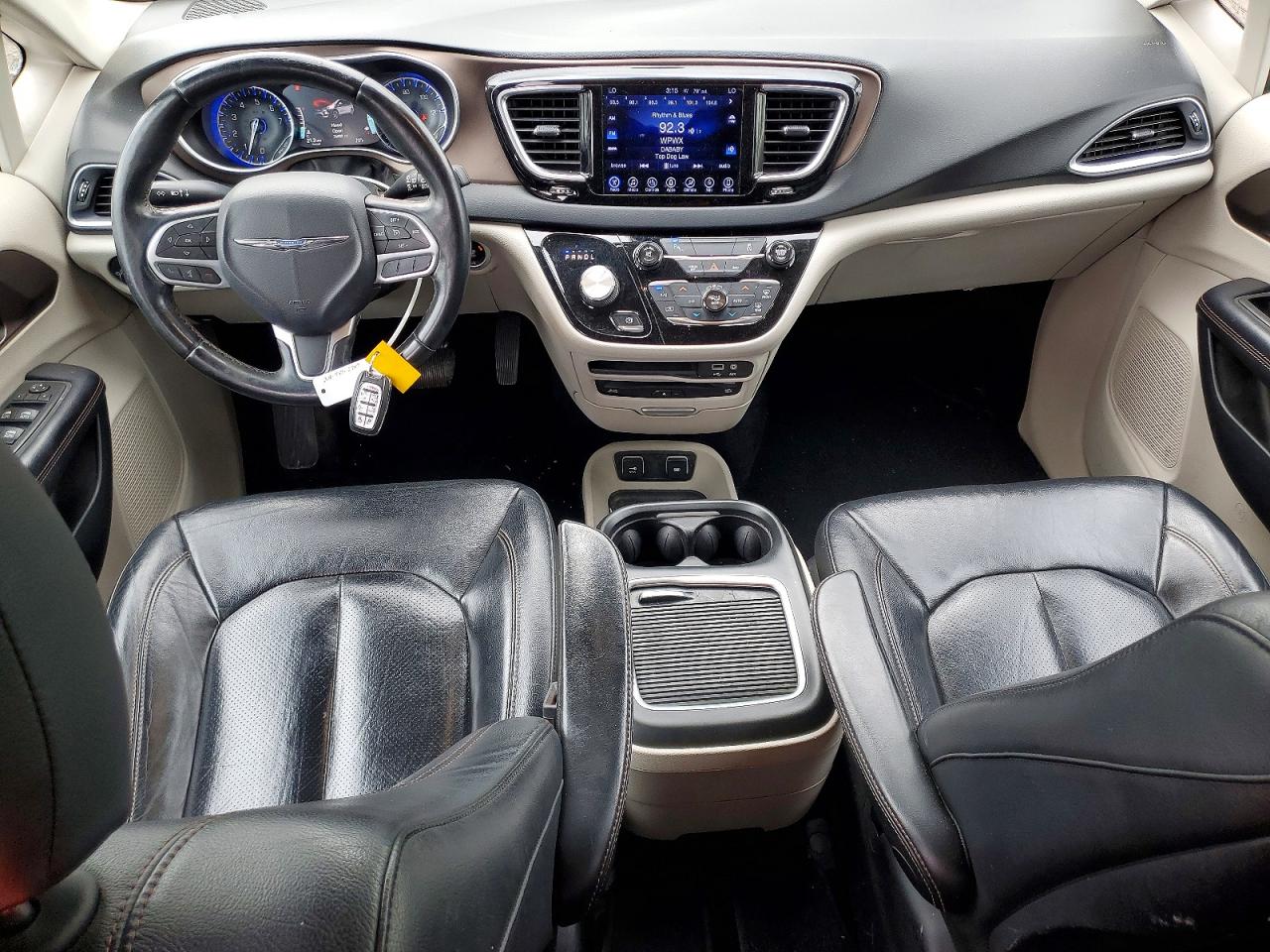 Chrysler Pacifica Touring L Plus