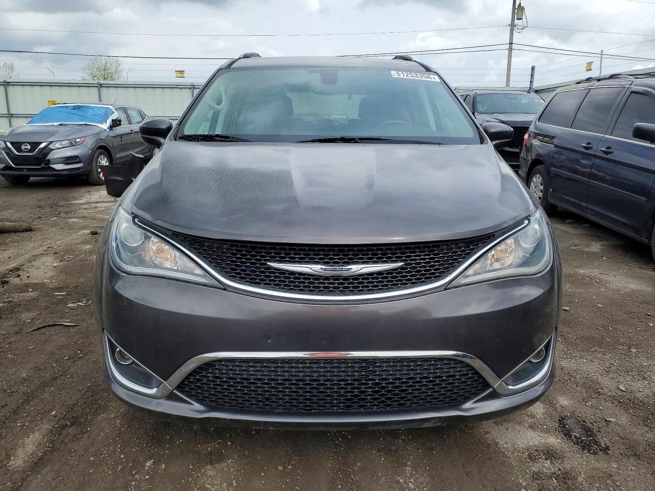 Chrysler Pacifica Touring L Plus