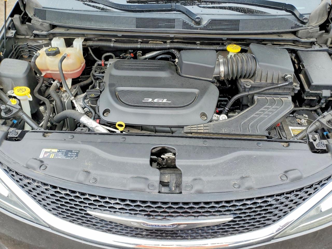 Chrysler Pacifica Touring L Plus