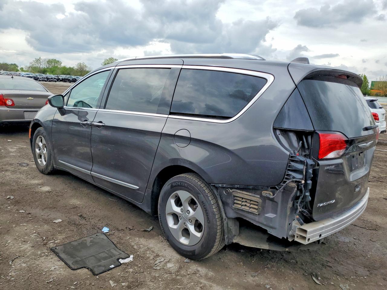 Chrysler Pacifica Touring L Plus