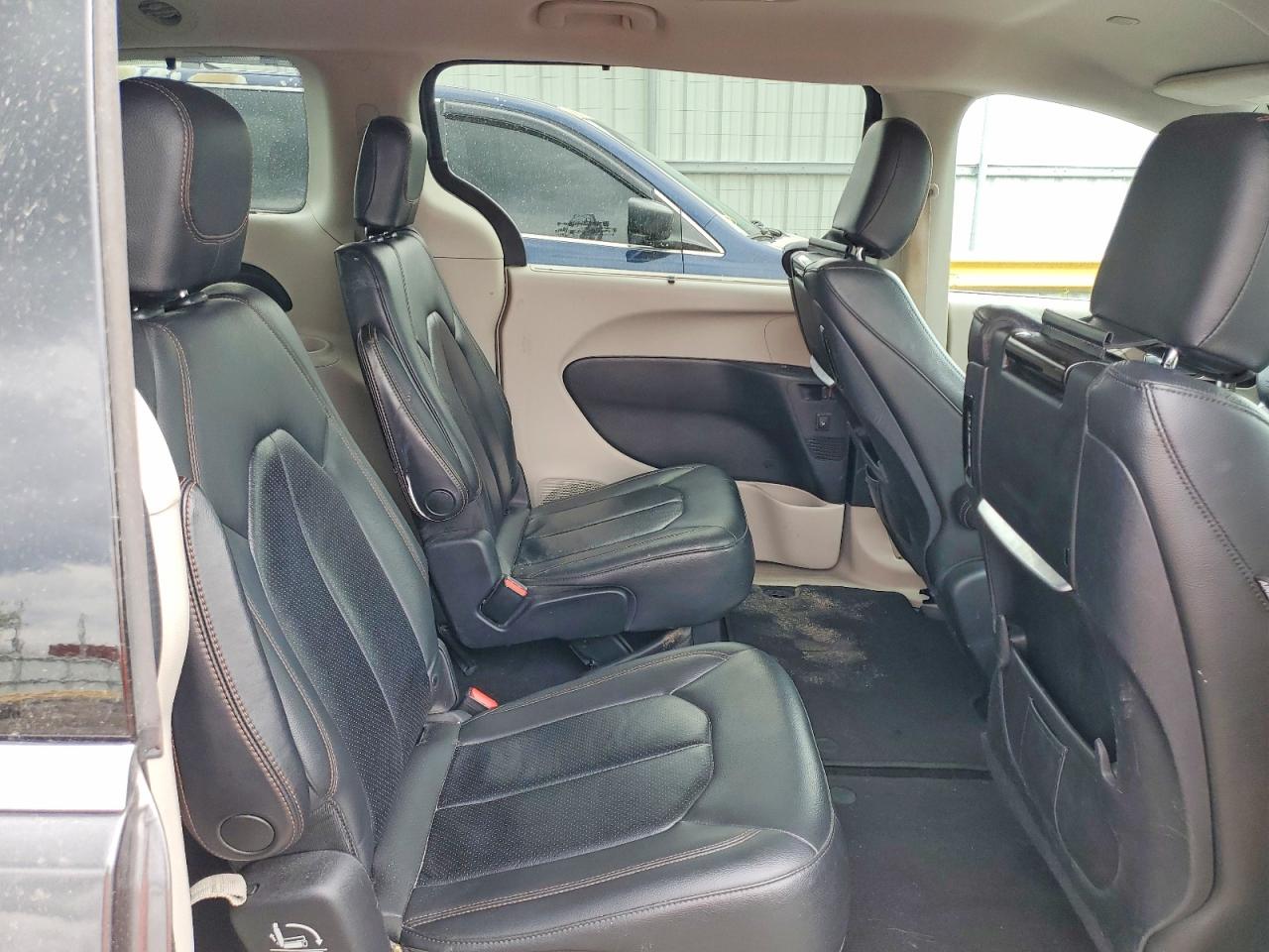 Chrysler Pacifica Touring L Plus