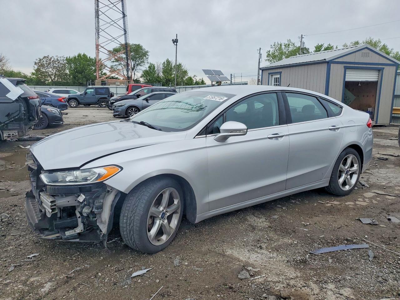 Salvage Ford Fusion Image