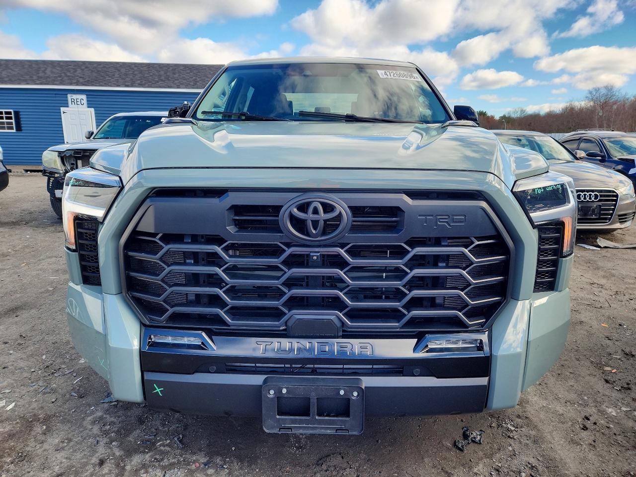 Toyota Tundra Limited Hv