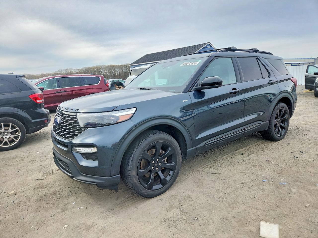 Salvage Ford Explorer Image