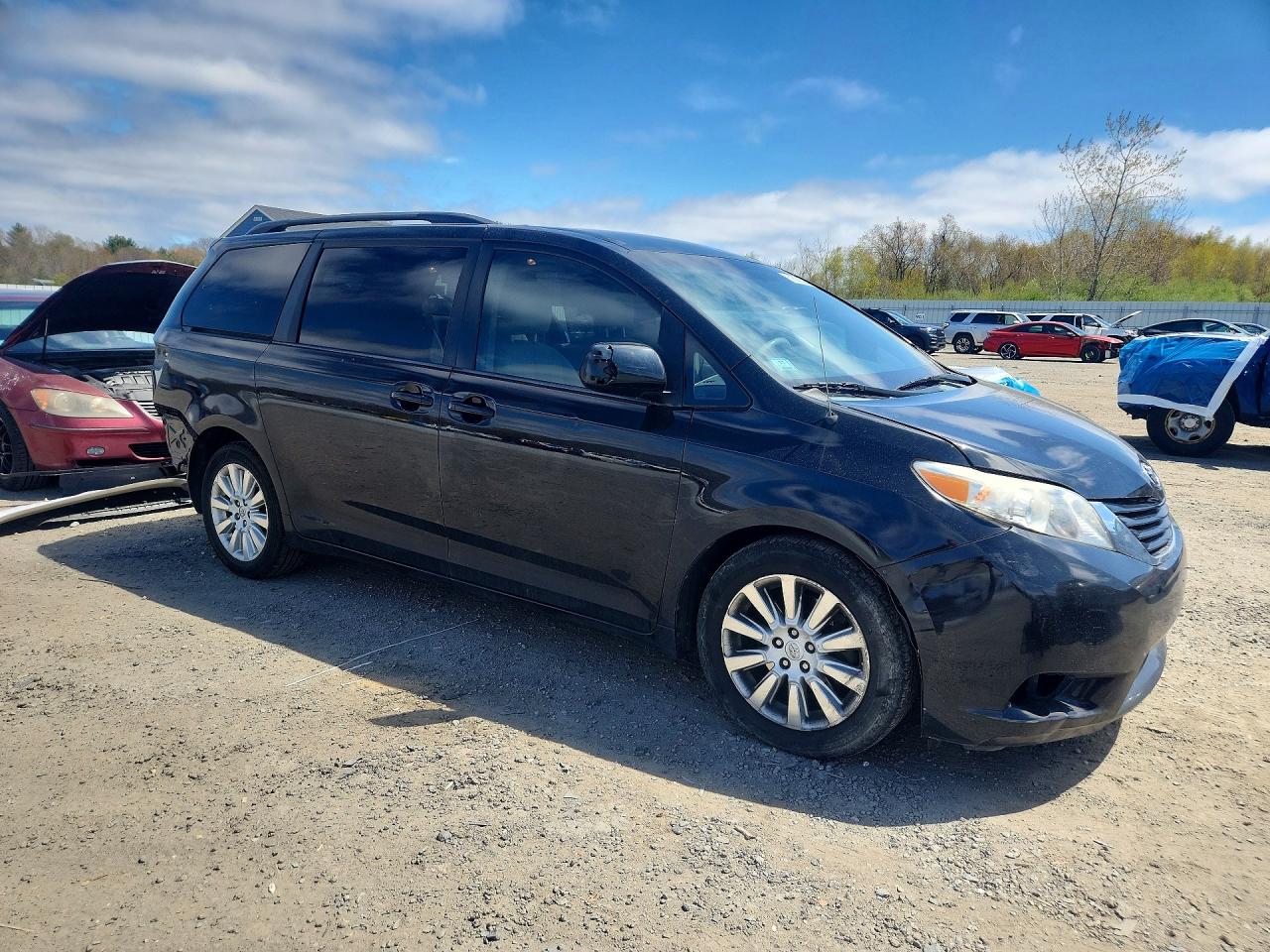 Toyota Sienna Le