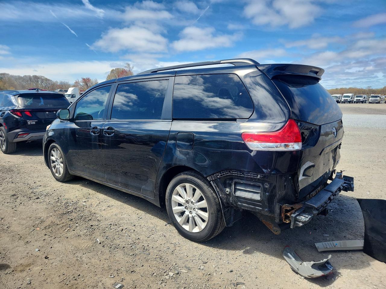 Toyota Sienna Le