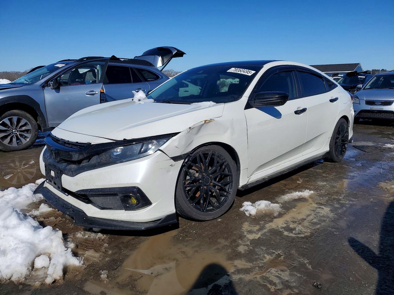 Salvage Honda Civic Image