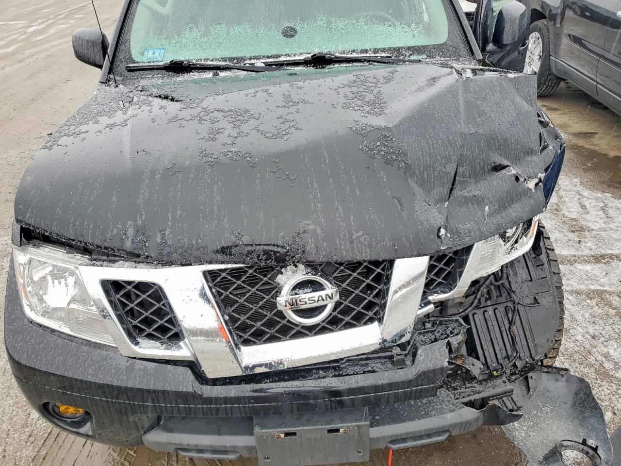 Nissan Frontier Sv