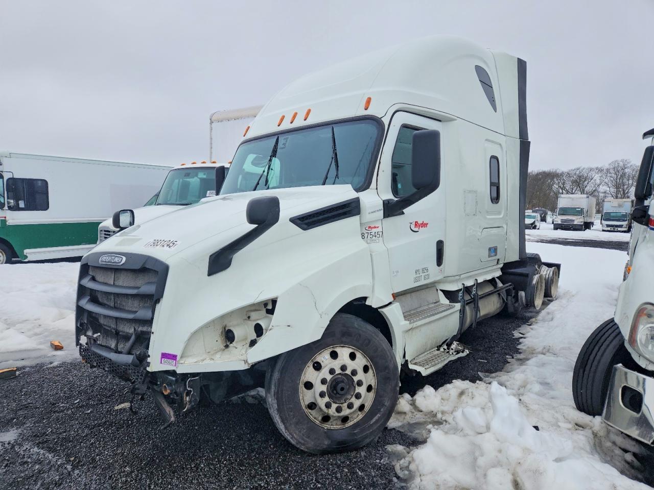 Freigliner Cascadia 126