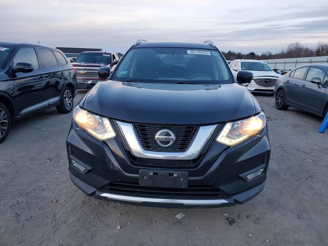 Nissan Rogue Sv