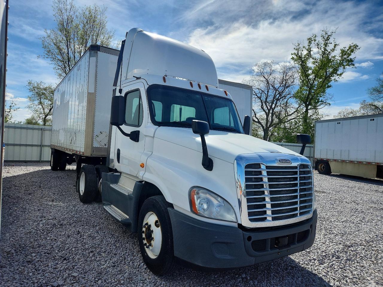 Salvage Freightliner Cascadia 125 Image
